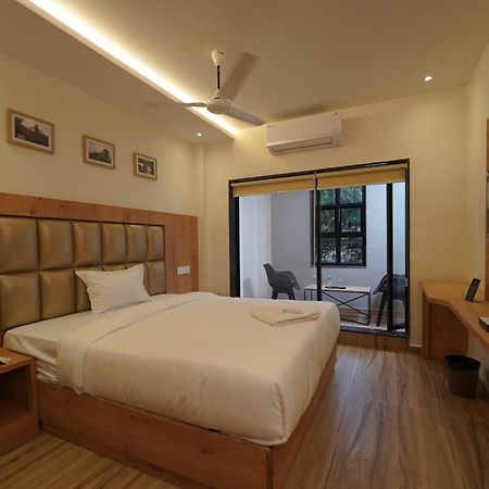 Southern Residency Kochi Zewnętrze zdjęcie