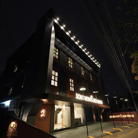 Southern Residency Kochi Zewnętrze zdjęcie